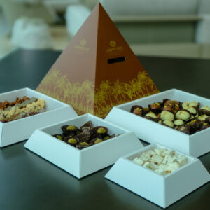 Pyramide Dattes Fourrées Chocolatées Dubai Chocolate Lawrence