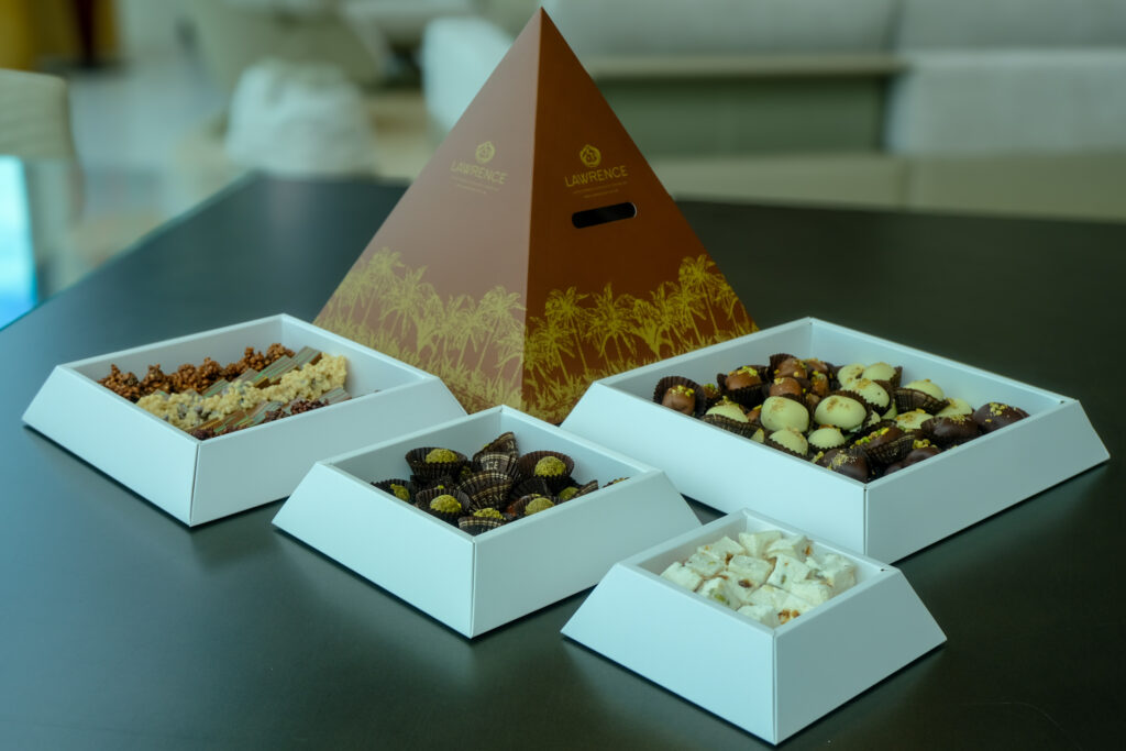 Pyramide Dattes Fourrées Chocolatées Dubai Chocolate Lawrence
