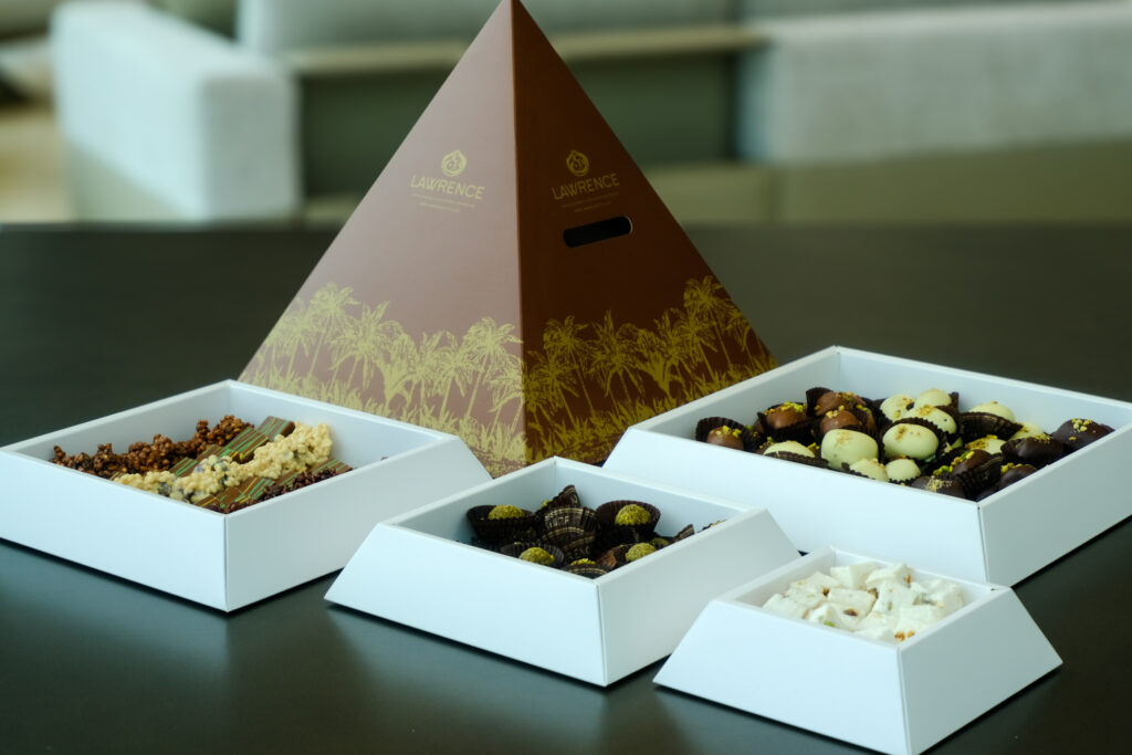 Pyramide Dattes Fourrées Chocolatées Dubai Chocolate Lawrence